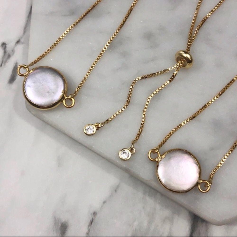 14k Gold Dainty Pearl Bracelet - Picture 4 of 7